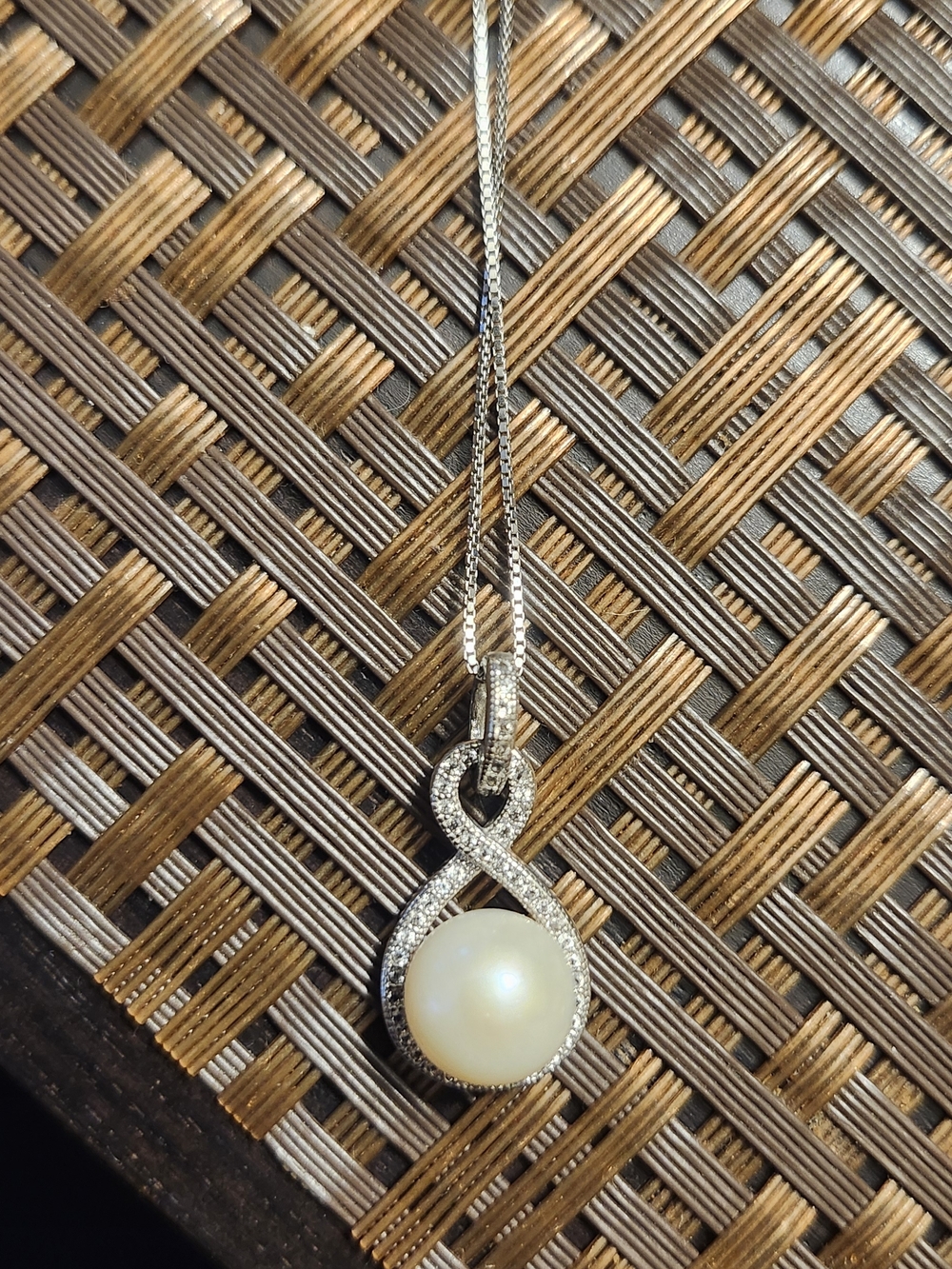 Zales Silver Infinity Pearl Pendant Necklace - White